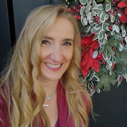 Kyparissia Konstantinopoulou, Psychologist